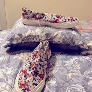 New By Blowfish Malibu Sneakers